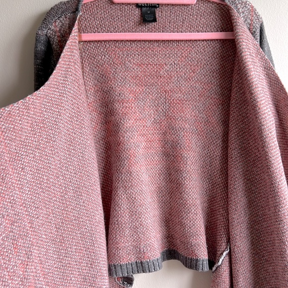 Junior’s Multicolor Aztec Print Wrap Cardigan Size Medium - Picture 3 of 16